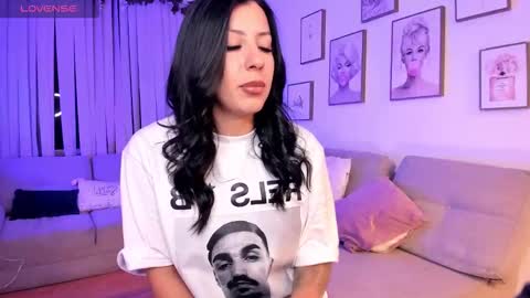 Snapshot of bella_es chatting on September 14, 2025, 4:22 am Onlyfans isa bella 23 online show from September 14, 2025, 4:22 am