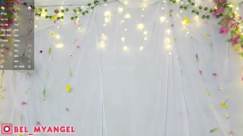 Snapshot of bella_franco chatting on December 15, 2024, 4:15 pm In instagran bel myangel online show from December 15, 2024, 4:15 pm