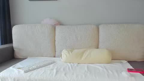 Snapshot of bella_hot77 chatting on February 15, 2025, 10:00 am Anna online show from February 15, 2025, 10:00 am