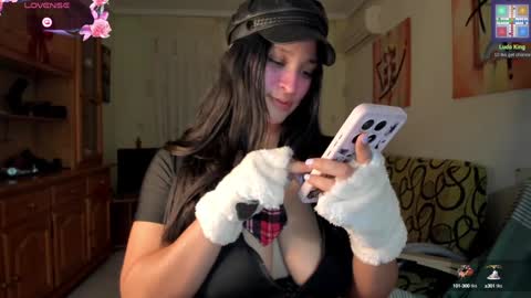 Snapshot of bella_pocahontas3 chatting on December 21, 2024, 10:08 pm bella_pocahontas3 online show from December 21, 2024, 10:08 pm