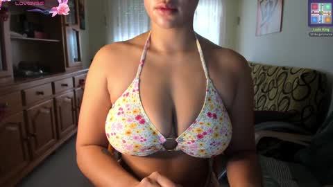 Snapshot of bella_pocahontas3 chatting on December 30, 2024, 11:26 am bella_pocahontas3 online show from December 30, 2024, 11:26 am