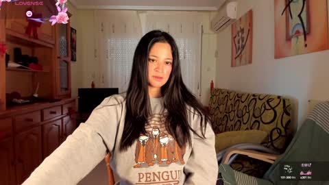 Snapshot of bella_pocahontas3 chatting on January 15, 2025, 11:32 am bella_pocahontas3 online show from January 15, 2025, 11:32 am