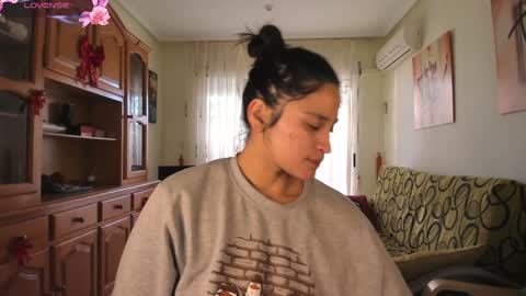 Snapshot of bella_pocahontas3 chatting on January 19, 2025, 12:28 pm bella_pocahontas3 online show from January 19, 2025, 12:28 pm