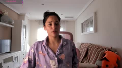 bella_pocahontas3 online show from November 30, 2025, 1:59 pm