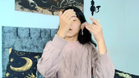 Bella online show from October 26, 2025, 1:11 am