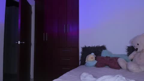 Snapshot of bella_sun_ chatting on January 31, 2025, 6:57 am Valeria Model Independent online show from January 31, 2025, 6:57 am