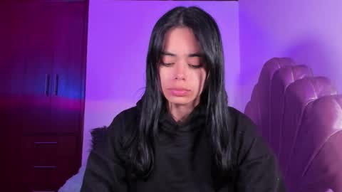 Snapshot of bella_sun_ chatting on October 28, 2025, 5:22 am Valeria Model Independent online show from October 28, 2025, 5:22 am