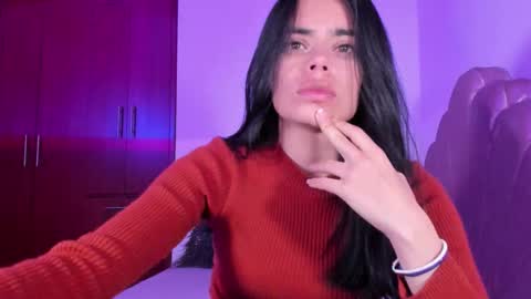 Snapshot of bella_sun_ chatting on November 18, 2025, 4:06 am Valeria Model Independent online show from November 18, 2025, 4:06 am