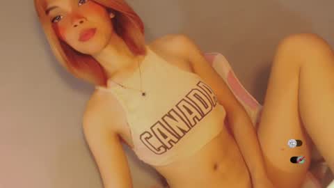 Snapshot of bella_tara chatting on December 13, 2024, 6:00 am Bella online show from December 13, 2024, 6:00 am