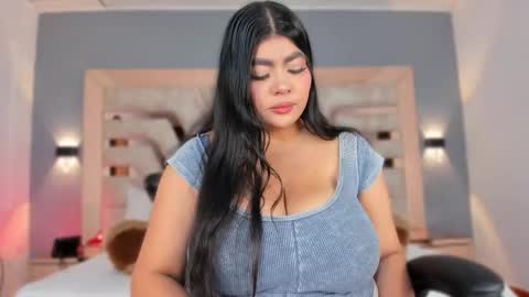 bellaboobs_ online show from November 19, 2025, 7:36 pm