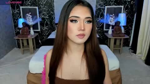 Bella online show from September 26, 2025, 8:51 am