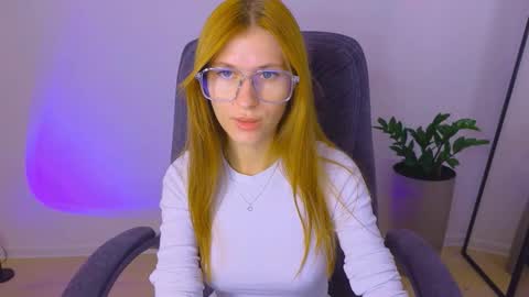 Snapshot of bellafoxi chatting on September 28, 2025, 11:26 am BellaFoxi online show from September 28, 2025, 11:26 am