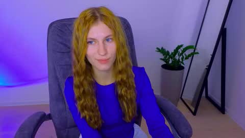 Snapshot of bellafoxi chatting on October 6, 2025, 10:56 am BellaFoxi online show from October 6, 2025, 10:56 am