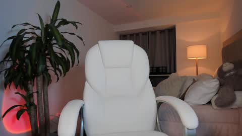 Bella Mia online show from February 15, 2025, 1:10 am