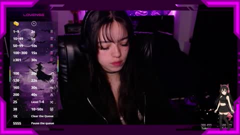 Bella Monteluna online show from December 1, 2025, 11:10 pm