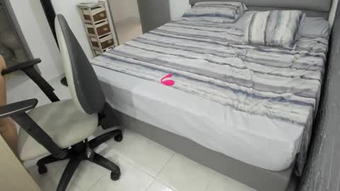 Bella  Angelycal online show from January 29, 2025, 10:11 pm