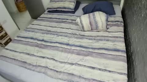 Bella  Angelycal online show from October 30, 2025, 4:41 pm