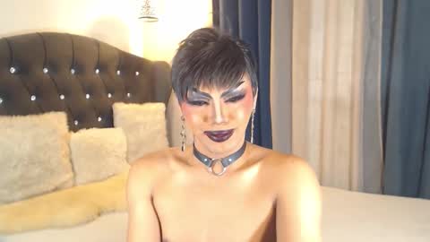Snapshot of bellatrixxhuckerts chatting on October 18, 2025, 8:53 pm B E L L A T R I X online show from October 18, 2025, 8:53 pm