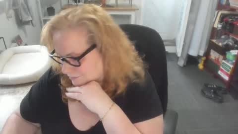 Snapshot of bellavoca chatting on November 7, 2025, 8:20 pm Bellavoca online show from November 7, 2025, 8:20 pm