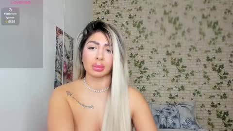 Snapshot of belle_hallle chatting on January 23, 2025, 4:59 pm LucyJelly online show from January 23, 2025, 4:59 pm