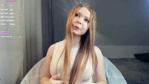 Snapshot of bellidream chatting on September 22, 2025, 6:10 pm Bella online show from September 22, 2025, 6:10 pm