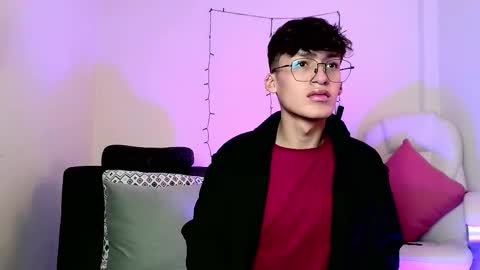 Snapshot of bellmontneon chatting on November 5, 2025, 11:21 am Neon online show from November 5, 2025, 11:21 am