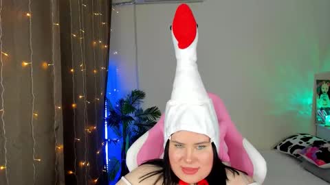 LinaBoo online show from October 30, 2025, 3:02 pm