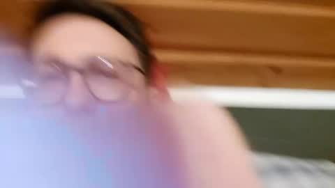 Snapshot of ben00189 chatting on December 17, 2024, 6:42 pm ben00189 online show from December 17, 2024, 6:42 pm