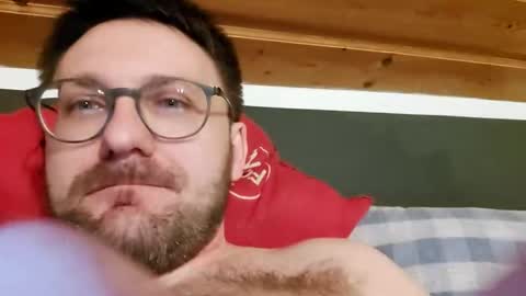 Snapshot of ben00189 chatting on January 14, 2025, 9:20 pm ben00189 online show from January 14, 2025, 9:20 pm