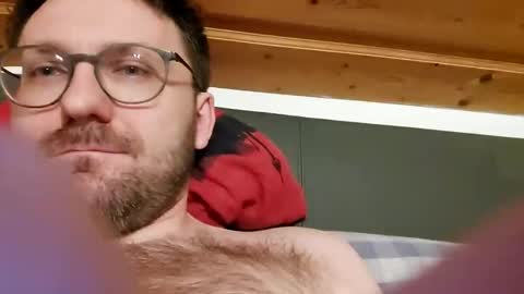 Snapshot of ben00189 chatting on January 15, 2025, 6:40 pm ben00189 online show from January 15, 2025, 6:40 pm