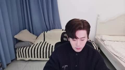 Snapshot of ben705676 chatting on November 28, 2025, 1:47 pm Ben online show from November 28, 2025, 1:47 pm