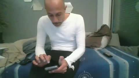 benbare13 online show from February 5, 2025, 6:59 pm