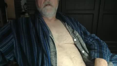 Snapshot of bendrinkin chatting on January 13, 2025, 10:03 am bendrinkin online show from January 13, 2025, 10:03 am