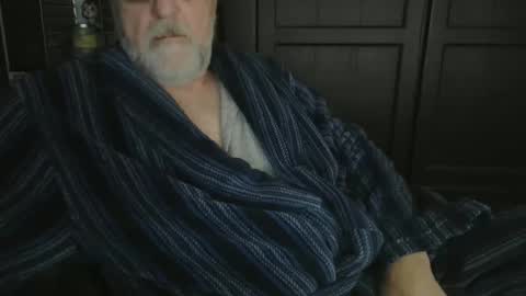 Snapshot of bendrinkin chatting on January 20, 2025, 10:07 am bendrinkin online show from January 20, 2025, 10:07 am