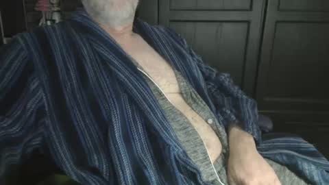 Snapshot of bendrinkin chatting on January 24, 2025, 10:11 am bendrinkin online show from January 24, 2025, 10:11 am