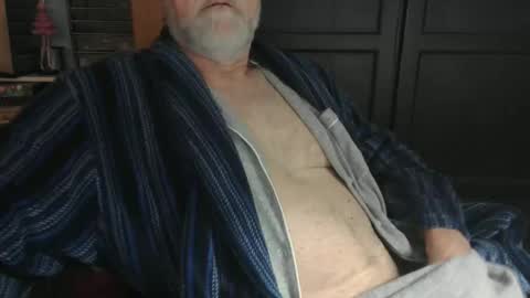 Snapshot of bendrinkin chatting on January 27, 2025, 10:16 am bendrinkin online show from January 27, 2025, 10:16 am