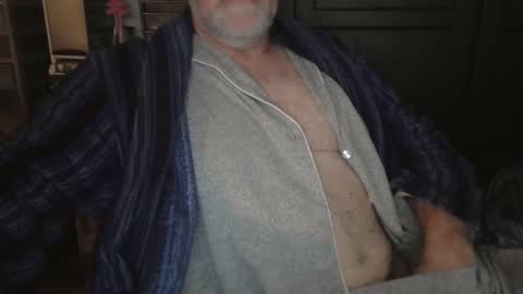 Snapshot of bendrinkin chatting on February 7, 2025, 10:19 am bendrinkin online show from February 7, 2025, 10:19 am