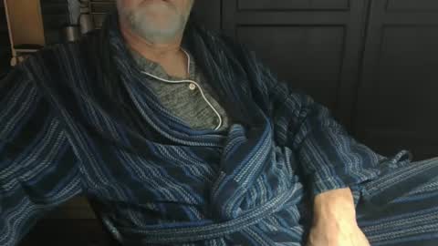 Snapshot of bendrinkin chatting on February 19, 2025, 10:12 am bendrinkin online show from February 19, 2025, 10:12 am