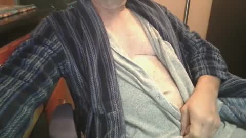 Snapshot of bendrinkin chatting on September 9, 2025, 10:04 am bendrinkin online show from September 9, 2025, 10:04 am