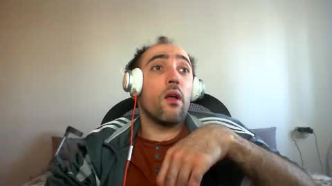 Snapshot of bentish chatting on December 16, 2024, 11:44 am bentish online show from December 16, 2024, 11:44 am