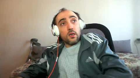 Snapshot of bentish chatting on December 19, 2024, 9:07 am bentish online show from December 19, 2024, 9:07 am