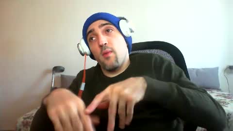 Snapshot of bentish chatting on December 20, 2024, 11:21 am bentish online show from December 20, 2024, 11:21 am