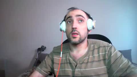 Snapshot of bentish chatting on December 25, 2024, 2:02 pm bentish online show from December 25, 2024, 2:02 pm