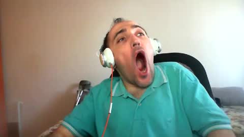 Snapshot of bentish chatting on January 10, 2025, 11:43 am bentish online show from January 10, 2025, 11:43 am