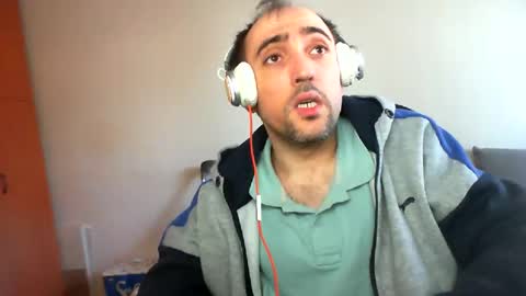 Snapshot of bentish chatting on January 25, 2025, 10:40 am bentish online show from January 25, 2025, 10:40 am