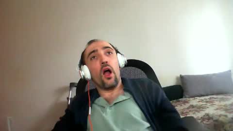 Snapshot of bentish chatting on January 31, 2025, 11:13 am bentish online show from January 31, 2025, 11:13 am