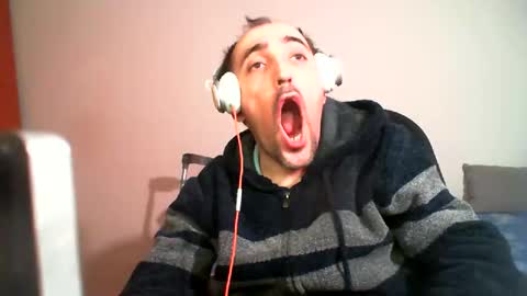 Snapshot of bentish chatting on February 8, 2025, 3:10 pm bentish online show from February 8, 2025, 3:10 pm