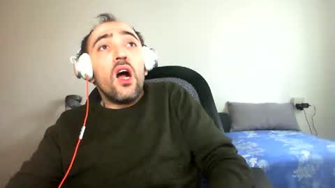 Snapshot of bentish chatting on February 12, 2025, 7:55 am bentish online show from February 12, 2025, 7:55 am