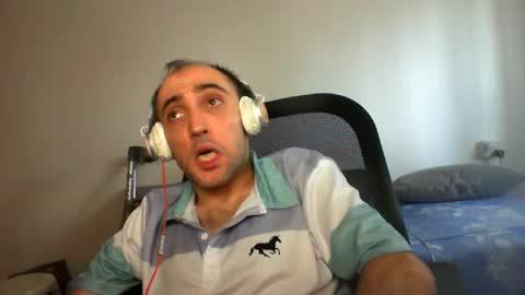 Snapshot of bentish chatting on September 30, 2025, 11:37 am bentish online show from September 30, 2025, 11:37 am