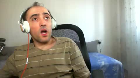 Snapshot of bentish chatting on October 23, 2025, 7:40 am bentish online show from October 23, 2025, 7:40 am